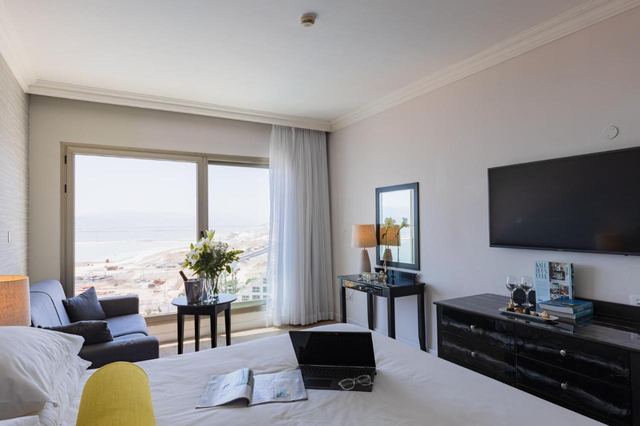 Enjoy Dead Sea Hotel Эйн-Бокек Экстерьер фото Deluxe room